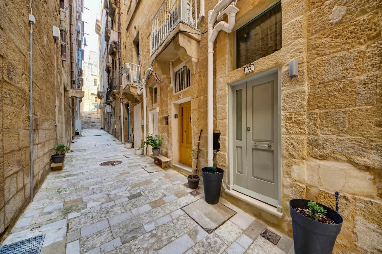 Apartment 33 Sally Port Valletta