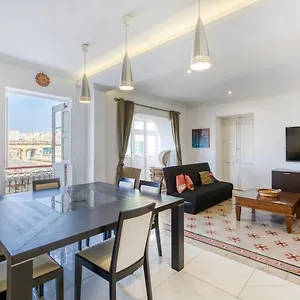 A 1br Stylish, Fully Equipped In The Capital By 360 Estates Apartment